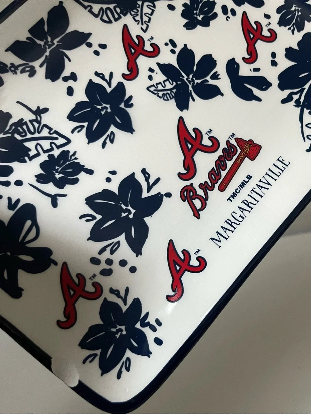 Atlanta Braves Margaritaville Floral Serving Tray - White, Navy & Red Homedecor - Picture 2 of 3